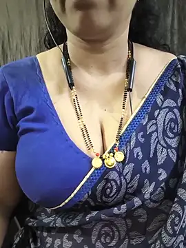 Snapshot of bhuvana555 chatting on June 19, 2026, 5:30 pm bhuvana555 online show from June 19, 2026, 5:30 pm