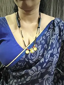 Snapshot of bhuvana555 chatting on June 22, 2026, 5:21 pm bhuvana555 online show from June 22, 2026, 5:21 pm