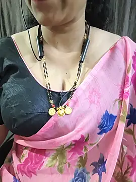 Snapshot of bhuvana555 chatting on July 10, 2026, 5:46 pm bhuvana555 online show from July 10, 2026, 5:46 pm