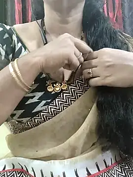 bhuvana555 online show from October 30, 2025, 4:33 am