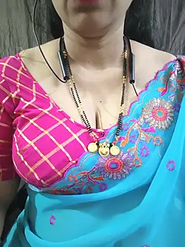 Snapshot of bhuvana555 chatting on July 2, 2026, 5:13 am bhuvana555 online show from July 2, 2026, 5:13 am
