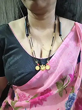 Snapshot of bhuvana555 chatting on July 14, 2026, 5:41 pm bhuvana555 online show from July 14, 2026, 5:41 pm