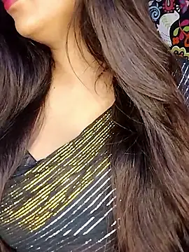 Snapshot of Sreya213 chatting on March 27, 2026, 6:42 pm Sreya213 online show from March 27, 2026, 6:42 pm