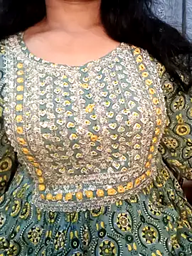 Snapshot of Rina777o chatting on November 23, 2025, 5:45 pm Rina777o online show from November 23, 2025, 5:45 pm