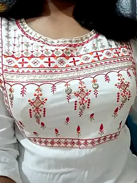 Snapshot of Rina777o chatting on October 11, 2025, 3:35 pm Rina777o online show from October 11, 2025, 3:35 pm