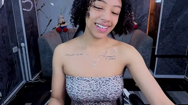 Violeth b online show from April 30, 2026, 12:45 pm