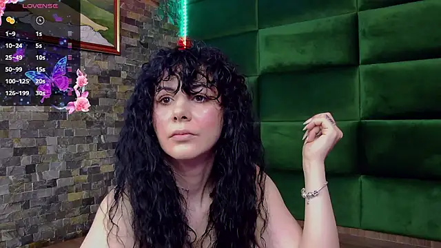 SelenSummer online show from March 12, 2026, 5:34 am