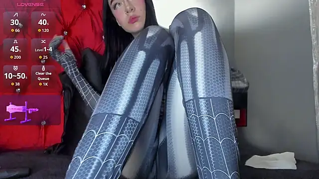 Snapshot of RivenFerretty chatting on September 19, 2025, 2:37 am RivenFerretty online show from September 19, 2025, 2:37 am