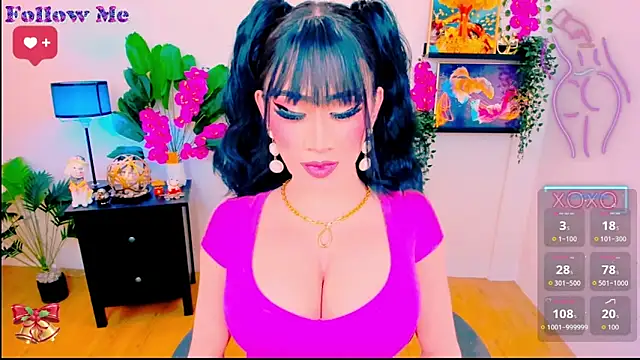 Snapshot of TwittyGirL9inch_exotic chatting on November 15, 2025, 2:32 pm TwittyGirL9inch exotic online show from November 15, 2025, 2:32 pm