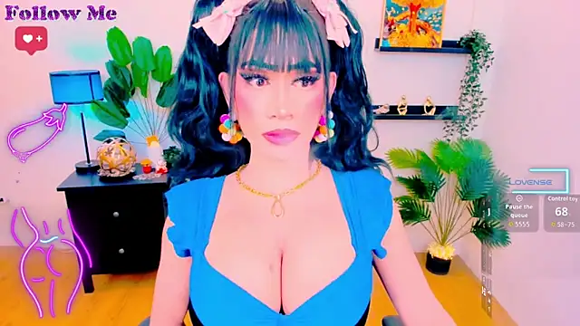 Snapshot of TwittyGirL9inch_exotic chatting on November 3, 2025, 10:19 am TwittyGirL9inch exotic online show from November 3, 2025, 10:19 am