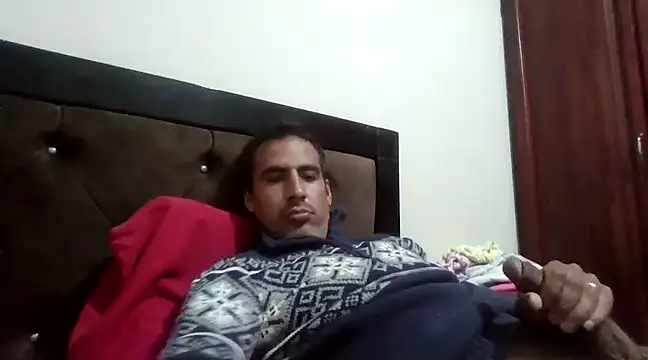 j vergon online show from March 12, 2025, 2:23 pm