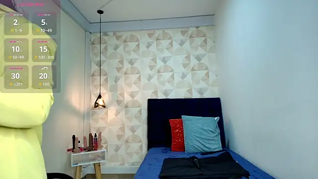 Snapshot of veronicabbw chatting on October 13, 2025, 12:07 pm veronicabbw online show from October 13, 2025, 12:07 pm