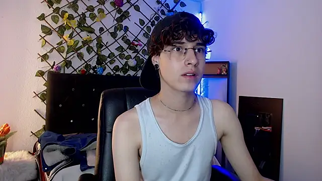 Jeam hot online show from December 18, 2025, 9:51 pm