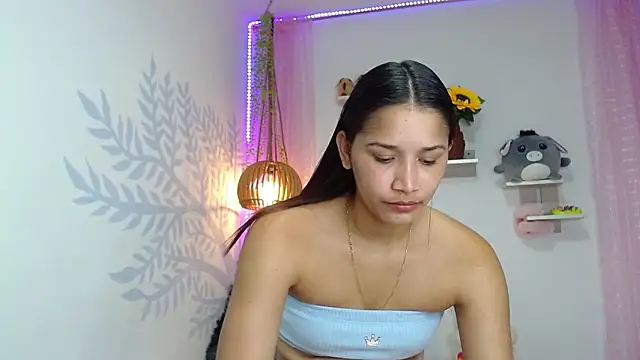 Alison Wiley online show from October 10, 2025, 5:41 am