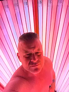 Snapshot of swingr chatting on February 6, 2026, 12:12 pm swingr online show from February 6, 2026, 12:12 pm