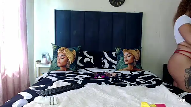 quenliyasa online show from November 7, 2025, 7:35 am