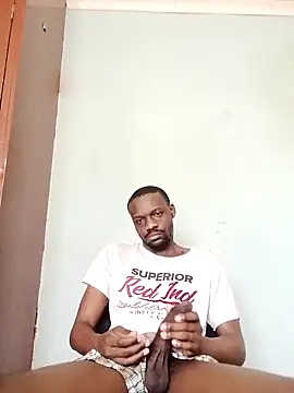 Snapshot of Izifebe chatting on June 14, 2026, 9:43 am Izifebe online show from June 14, 2026, 9:43 am