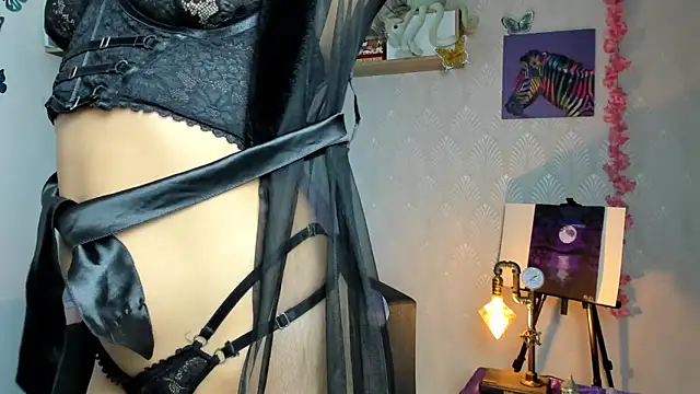 Alaia Love77 online show from October 7, 2025, 9:27 pm