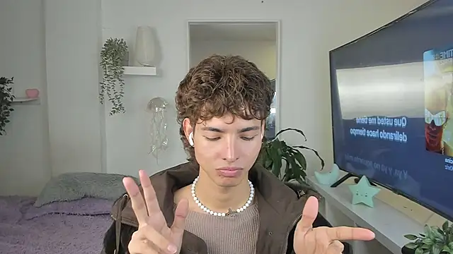 santy-kitty online show from November 27, 2025, 12:55 am