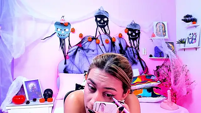 Snapshot of HannaPretthy chatting on October 24, 2025, 11:31 am HannaPretthy online show from October 24, 2025, 11:31 am