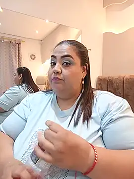 Alisson am online show from July 16, 2026, 4:48 pm