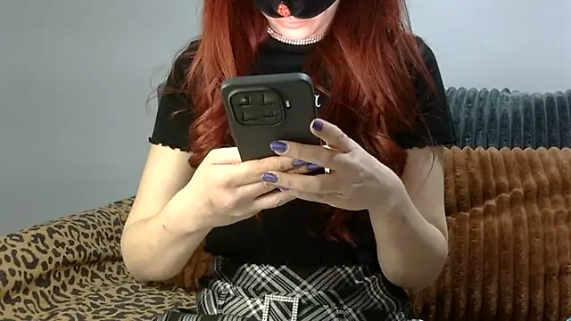 Snapshot of DiamondAssCeyda chatting on December 15, 2025, 9:20 pm DiamondAssCeyda online show from December 15, 2025, 9:20 pm