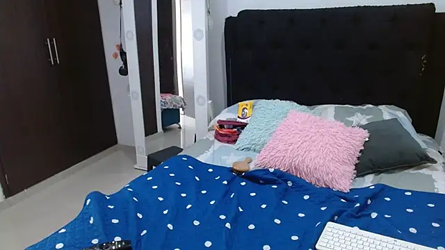 amazonafit  online show from January 16, 2025, 7:31 pm