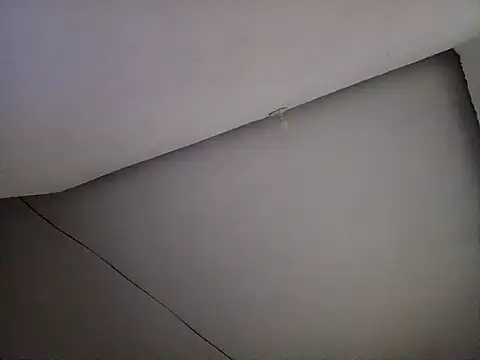 miguel10064 online show from February 4, 2026, 4:07 am