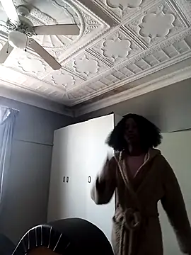 Snapshot of 02Boitybaby chatting on October 22, 2025, 8:47 am 02Boitybaby online show from October 22, 2025, 8:47 am