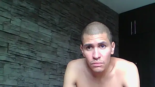 Sexylatin64 online show from August 1, 2026, 8:29 pm