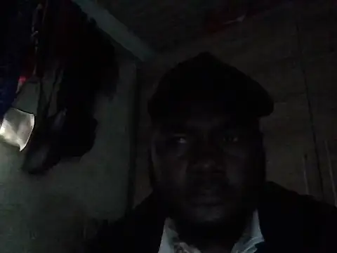 Snapshot of R32RLINE chatting on May 24, 2026, 6:57 am R32RLINE online show from May 24, 2026, 6:57 am