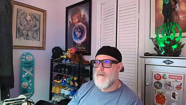 Snapshot of fillingyourthroat2 chatting on September 30, 2025, 1:06 pm fillingyourthroat2 online show from September 30, 2025, 1:06 pm
