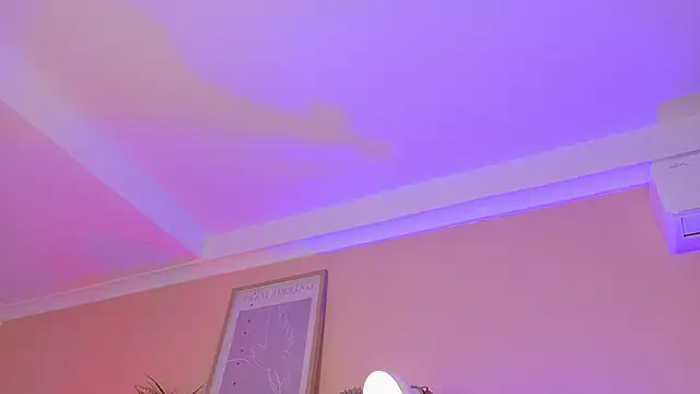 ParisFox  online show from March 12, 2026, 8:13 pm