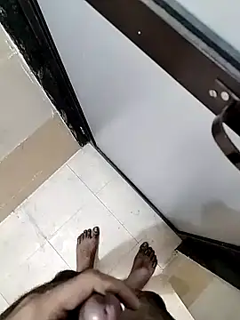 Snapshot of sanju599 chatting on December 14, 2024, 7:03 pm sanju599 online show from December 14, 2024, 7:03 pm