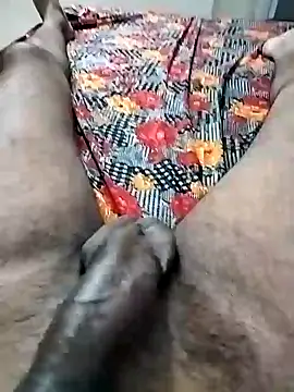 Snapshot of sanju599 chatting on December 5, 2024, 5:33 pm sanju599 online show from December 5, 2024, 5:33 pm