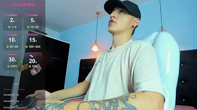 Snapshot of Lobo_17_ chatting on November 26, 2025, 3:39 am Lobo 17 online show from November 26, 2025, 3:39 am