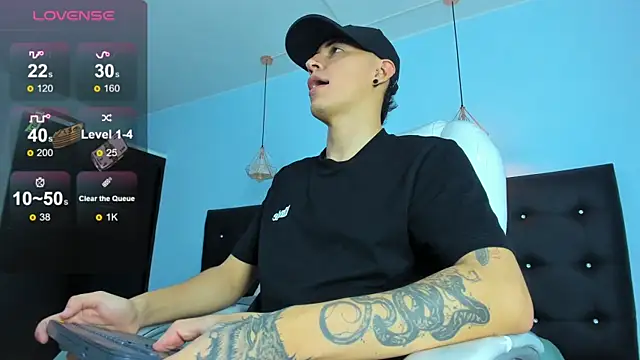 Lobo 17  online show from December 20, 2025, 3:53 am