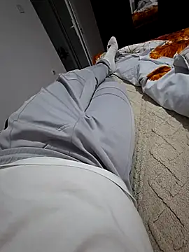 Snapshot of KarlosCarutox chatting on October 4, 2025, 4:41 pm KarlosCarutox online show from October 4, 2025, 4:41 pm