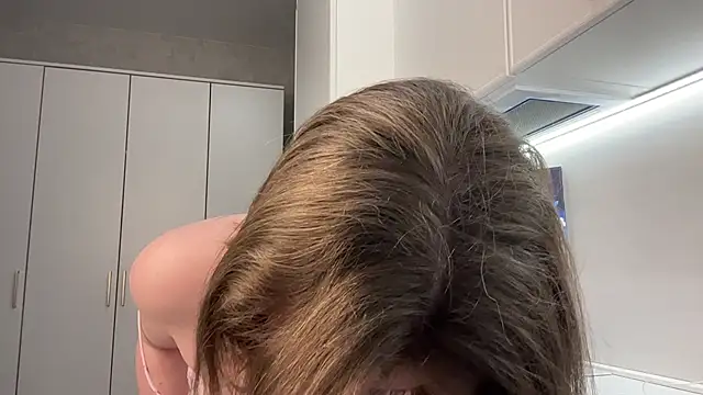 Snapshot of Scarlett_Florence chatting on March 13, 2025, 1:29 pm Scarlett Florence online show from March 13, 2025, 1:29 pm