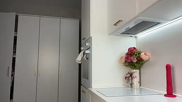 Snapshot of Scarlett_Florence chatting on March 18, 2025, 4:50 pm Scarlett Florence online show from March 18, 2025, 4:50 pm