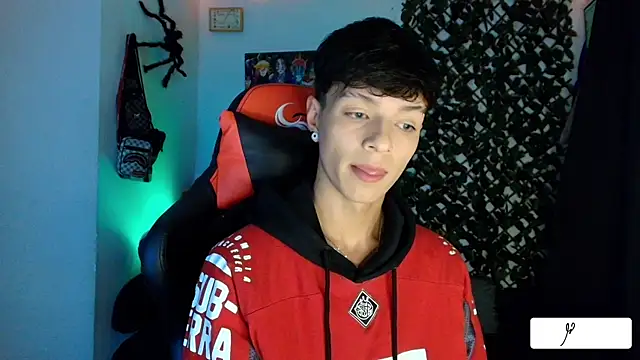 twink sebas  online show from February 10, 2025, 6:20 am