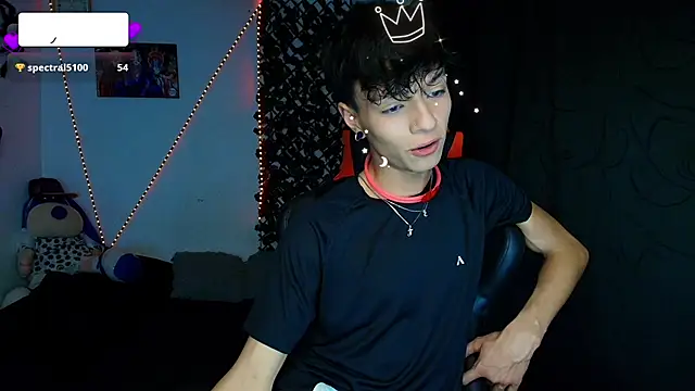 twink sebas  online show from February 15, 2025, 6:33 am