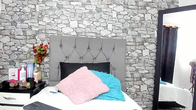 Snapshot of your_angel7 chatting on October 31, 2025, 7:21 pm your angel7 online show from October 31, 2025, 7:21 pm