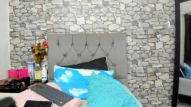 Snapshot of your_angel7 chatting on November 15, 2025, 1:53 am your angel7 online show from November 15, 2025, 1:53 am