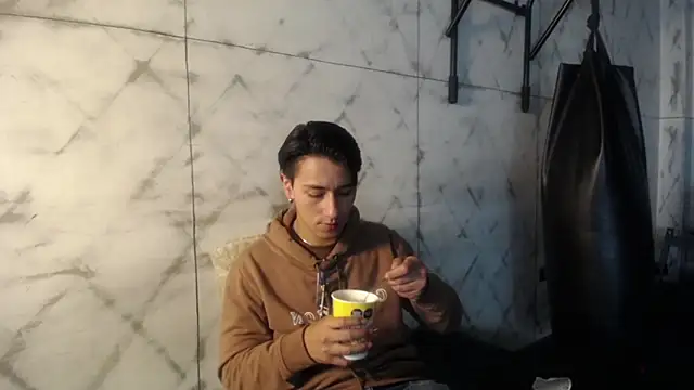 Snapshot of Andy_Joy_ chatting on February 5, 2026, 10:33 am Andy Joy online show from February 5, 2026, 10:33 am