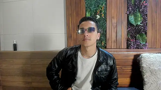Snapshot of Andy_Joy_ chatting on August 6, 2026, 11:16 am Andy Joy online show from August 6, 2026, 11:16 am