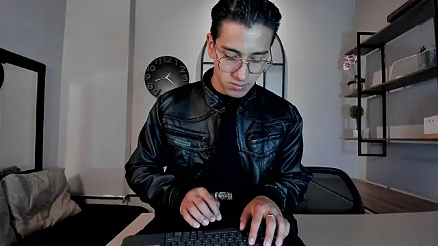 Snapshot of Andy_Joy_ chatting on June 27, 2026, 6:14 pm Andy Joy online show from June 27, 2026, 6:14 pm