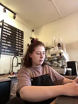 Snapshot of cinnabon_ chatting on March 22, 2026, 10:17 am cinnabon online show from March 22, 2026, 10:17 am