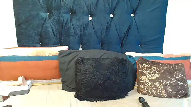 Snapshot of xTALLSEXYBUMx chatting on March 21, 2025, 6:49 am xTALLSEXYBUMx online show from March 21, 2025, 6:49 am