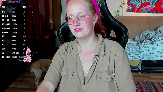 KrisTyBooBsin online show from July 22, 2026, 4:09 pm